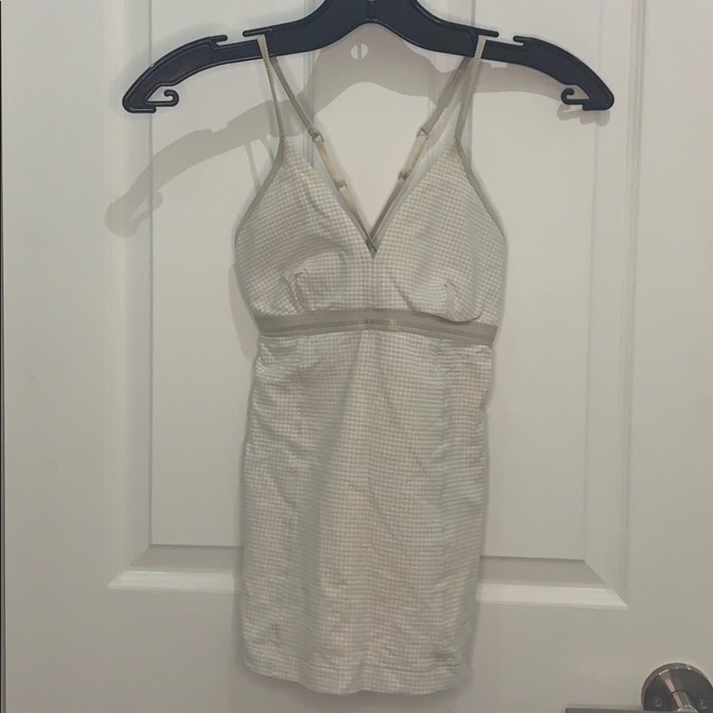 Lululemon tank top size 4